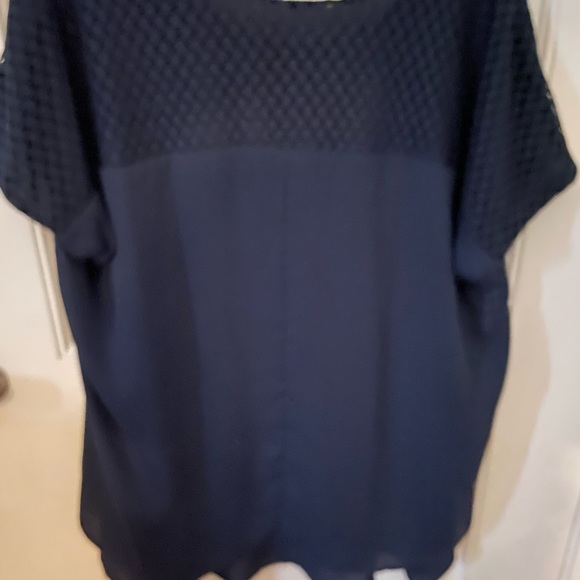 Cristopher and Banks Plus 3X Navy Crochet Lace Front Blouse - Picture 4 of 5